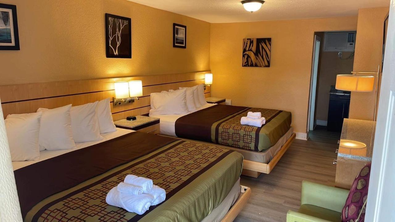 Sunburst Hotel Myrtle Beach Exterior photo